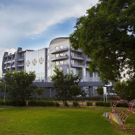 Genesis All-Suite Hotel Йоханесбург Екстериор снимка