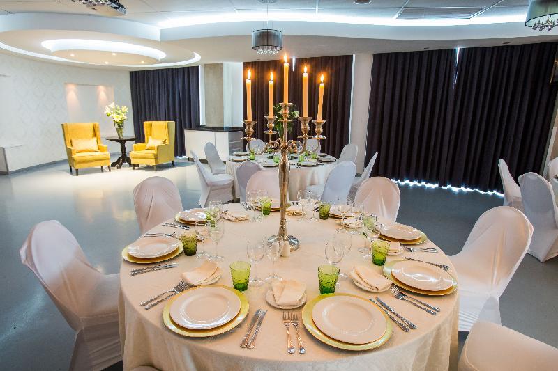 Genesis All-Suite Hotel Йоханесбург Екстериор снимка