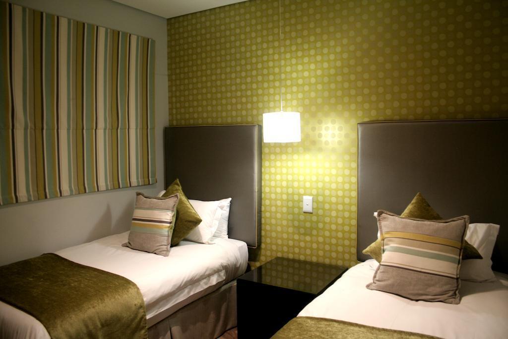 Genesis All-Suite Hotel Йоханесбург Екстериор снимка